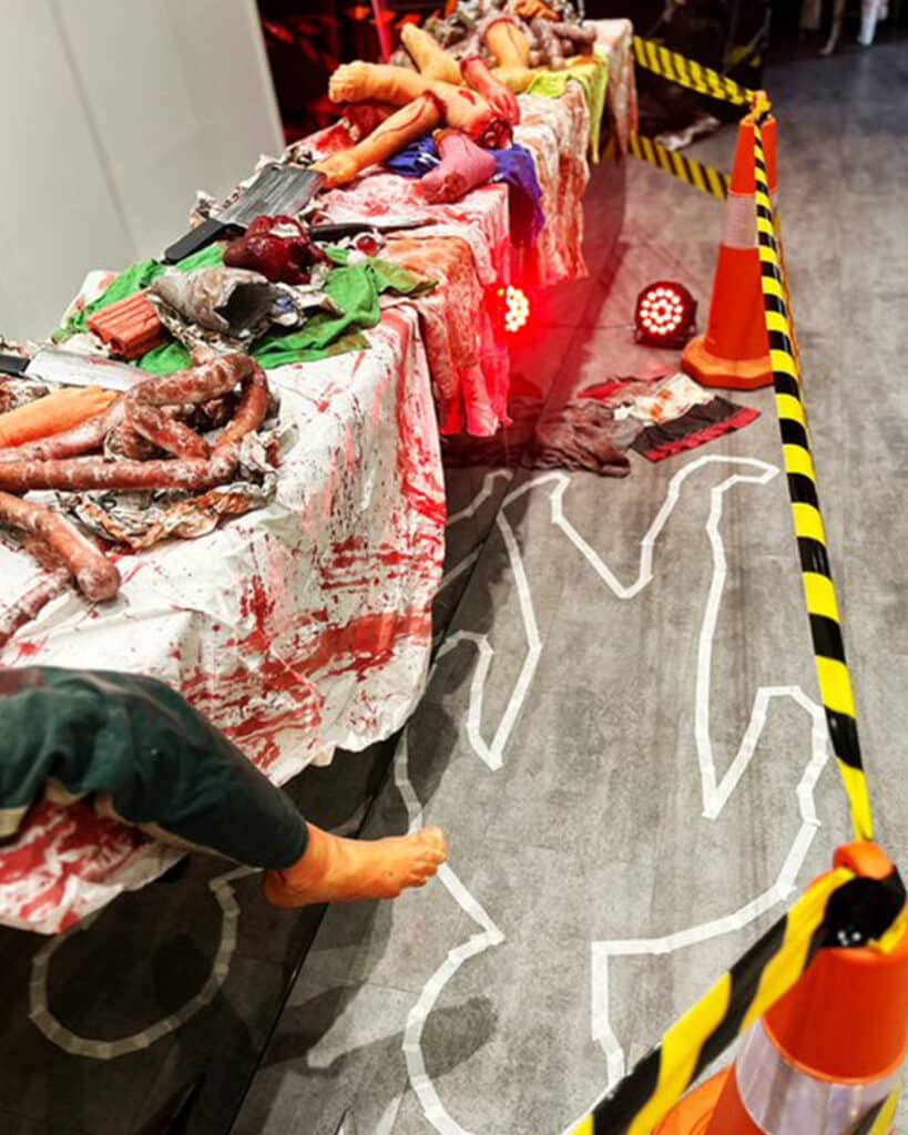 THT Seasonal Decoration Halloween Crime Scene 024