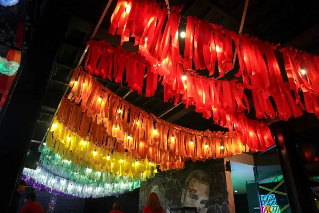 THT Seasonal Decoration PrideMonth 010