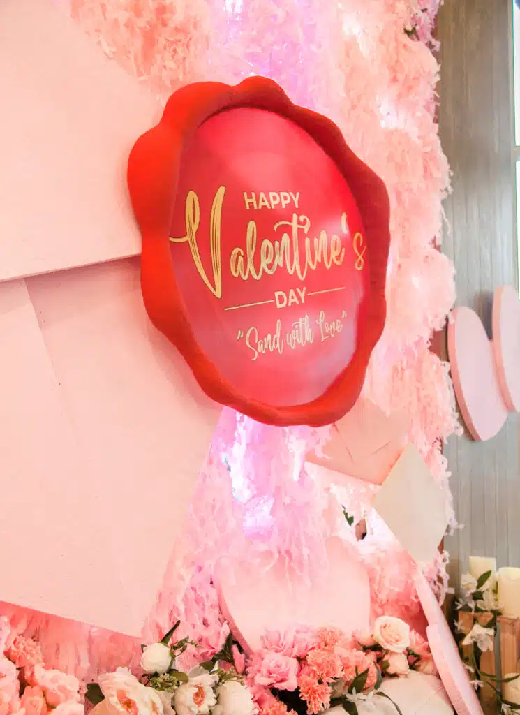 THT Seasonal Decoration Valentine Sending Love 013
