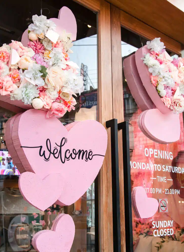 THT Seasonal Decoration Valentine Sending Love 020