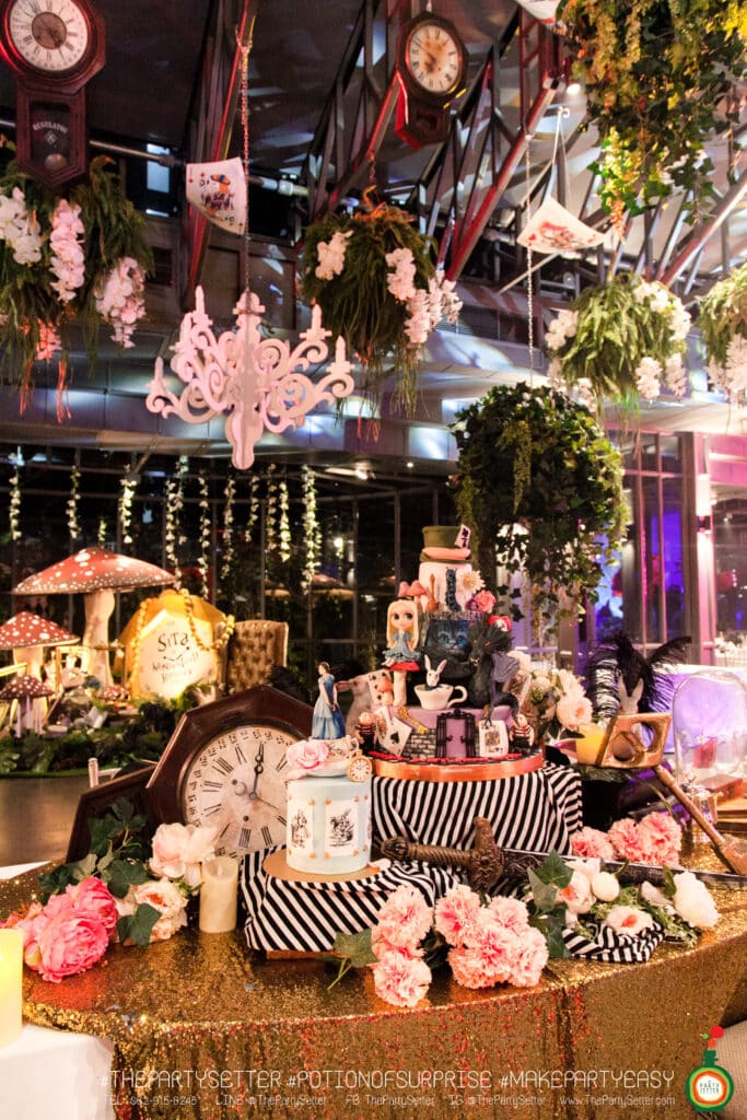 ตกแต่งร้านอาหาร บาร์ หรือผับอย่างมืออาชีพ ด้วยทีม Interior & Event Expert จาก THEMEchitect 34 มุม IG-Friendly ออกแบบตามธีม