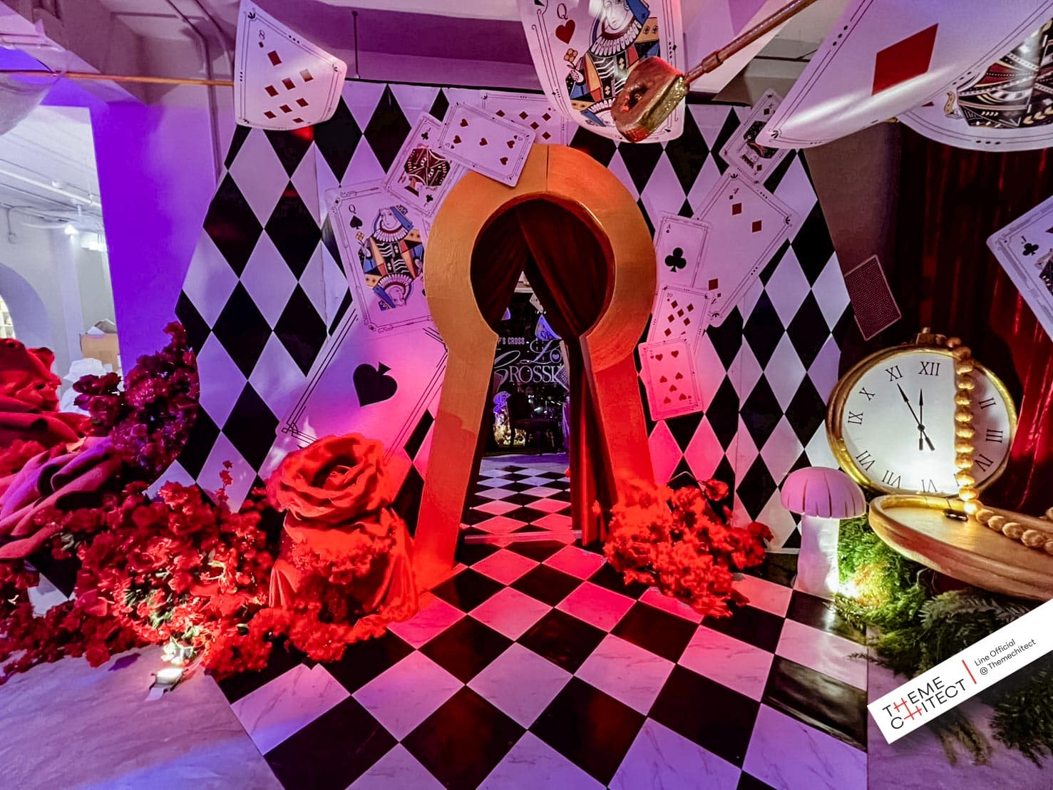 ALICE IN WONDERLAND 2 THT Alice in WonderlandLOGO 17